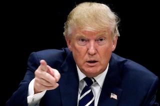 Nos vemos en la corte; responde Trump tras suspensión de veto migratorio