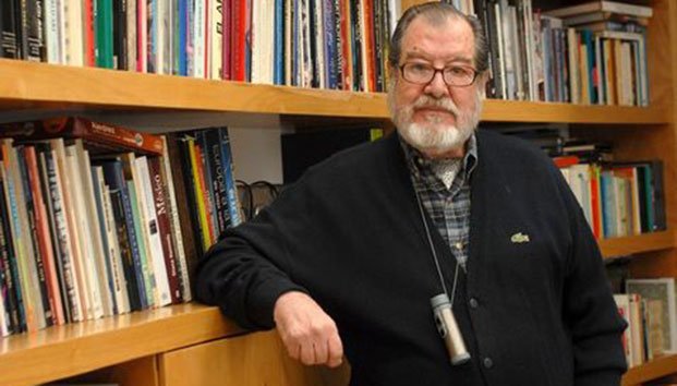 Muere el director de teatro José Solé.