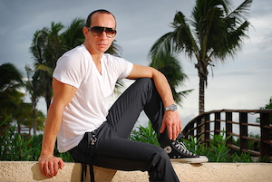 Entusiasma a Erik Rubín compartir sus canciones en la gira “90’s Pop Tour”