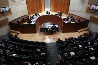 Magistrados ganan 4.5 millones al año