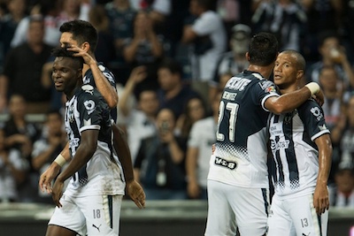 Monterrey busca asegurar liderato ante Santos, en juego pendiente