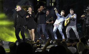 Viña del Mar vive noche romántica con Camila y Sin Bandera