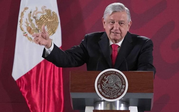 ¿Por qué López Obrador quiere terminar con los 'puentes' escolares?