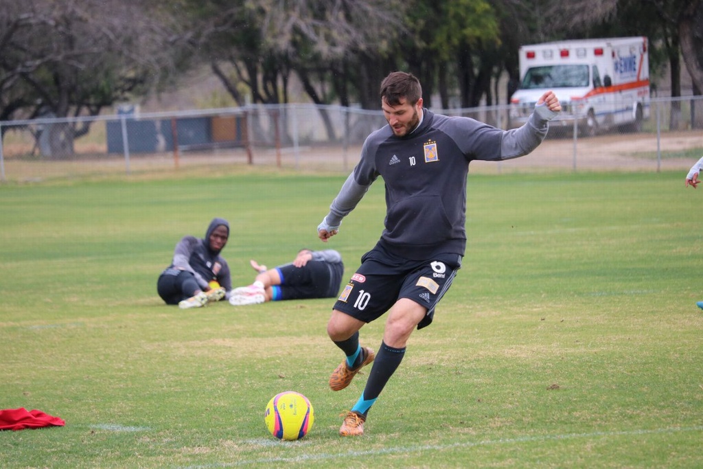 Tigres y Gignac en acuerdo de renovación