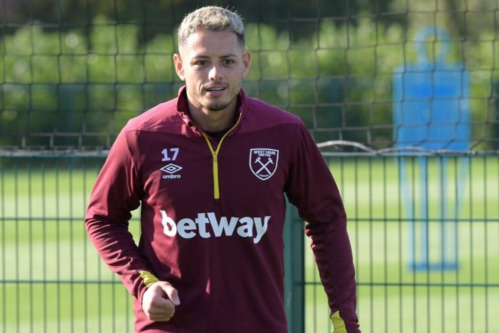 'Chicharito' y West Ham por la victoria ante el Huddersfield Town