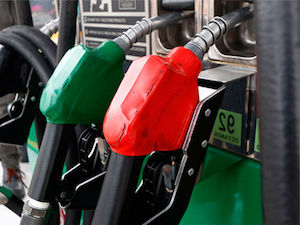 Sube un centavo precio de gasolina; Magna se vende en 16.55 pesos este miércoles