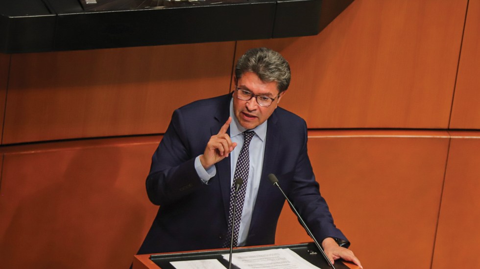 Economía mexicana está mejor que hace un año y crecerá en 2020, dice Ricardo Monreal
