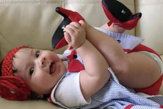 Padres critican “las zapatillas” para bebé