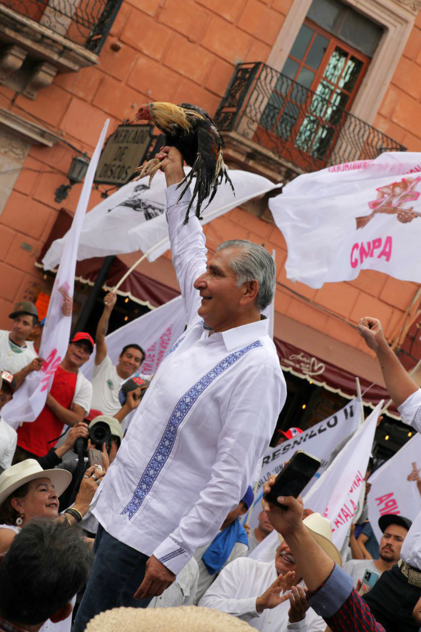 Reconoce Adán Augusto López Hernández al gobierno del presidente Andrés Manuel López Obrador por reducir la pobreza en México