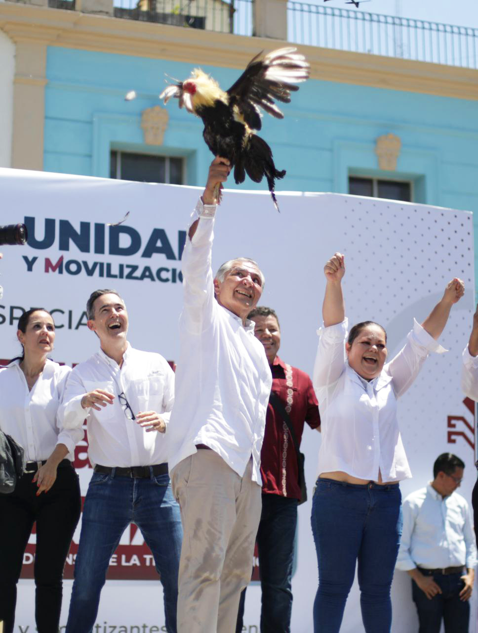 Construir más justicia social, plantea Adán Augusto López Hernández, en medio de un ambiente de calor y fiesta