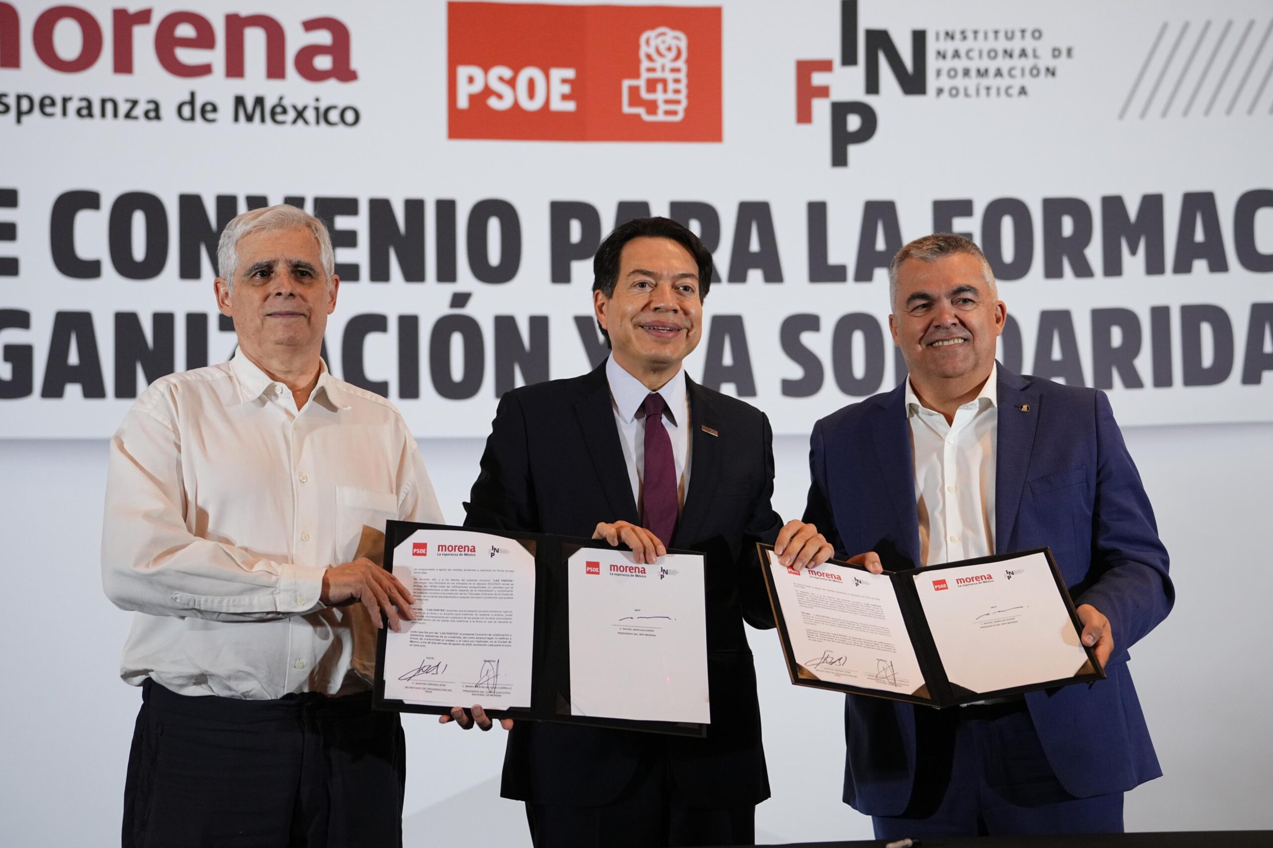 FIRMAN MORENA Y PSOE DE ESPAÑA CONVENIO DE COLABORACIÓN PARA LA FORMACIÓN, LA ORGANIZACIÓN Y LA SOLIDARIDAD 