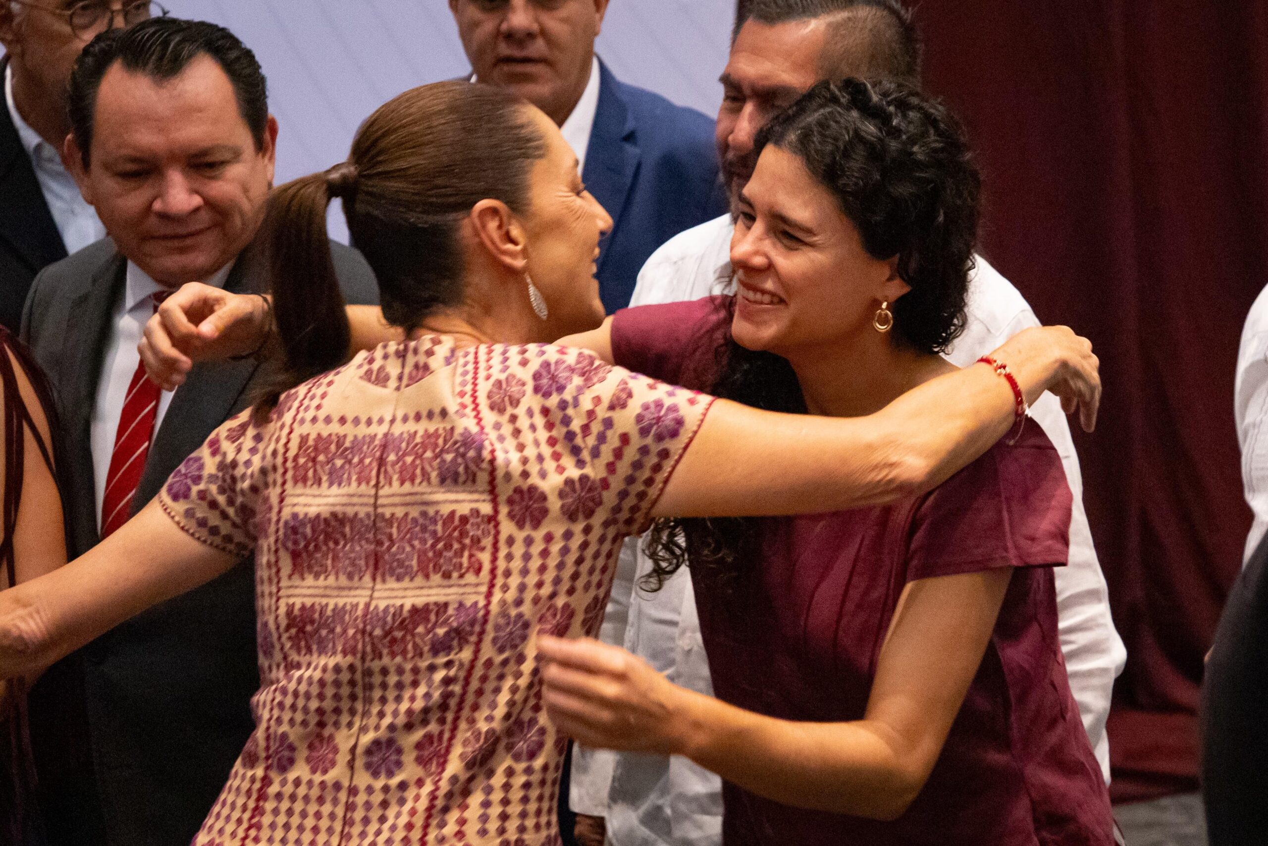 LUISA MARÍA ALCALDE ES ELEGIDA NUEVA PRESIDENTA NACIONAL DE MORENA: “NO LES VAMOS A FALLAR”