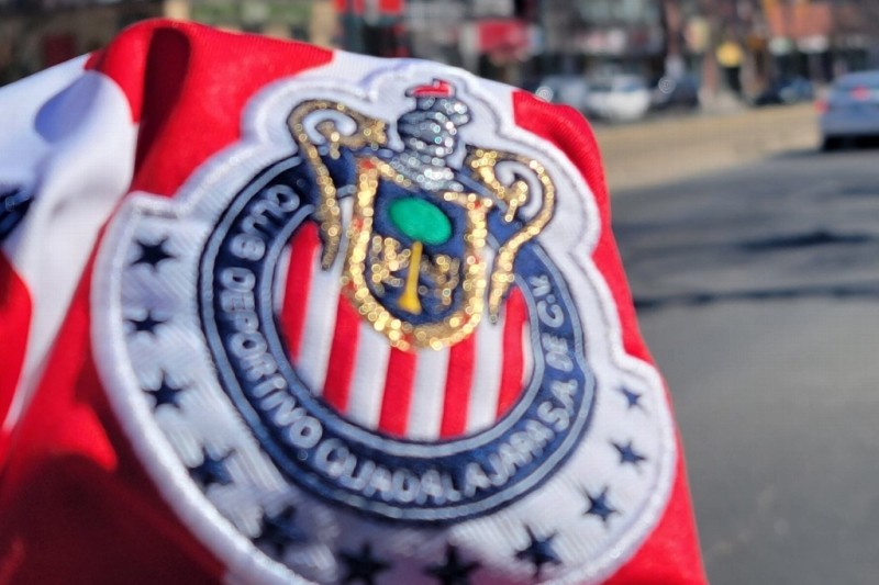 Investigan supuesto robo de jerseys en Chivas