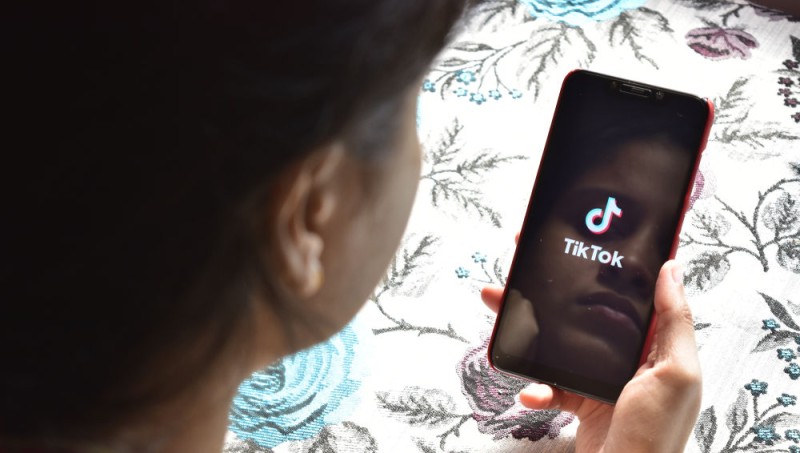 Tik Tok permitirá que papás restringen contenido inapropiado para menores