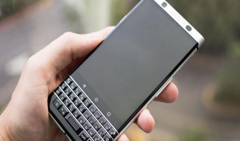 BlackBerry regresa con un teléfono inteligente