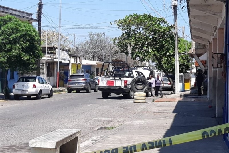 Persecución y movilización policiaca en calles del centro de Veracruz