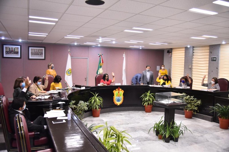 Autoriza Congreso Local licencia a tres presidentes municipales