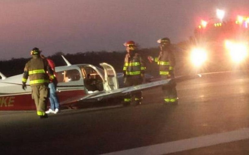 Avioneta tiene problemas al aterrizar en aeropuerto «Heriberto Jara Corona», del Puerto de Veracruz