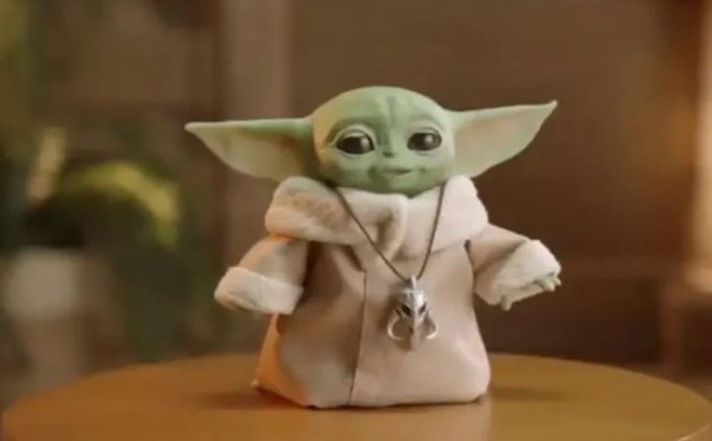 Hasbro lanza juguetes de ‘Baby Yoda’