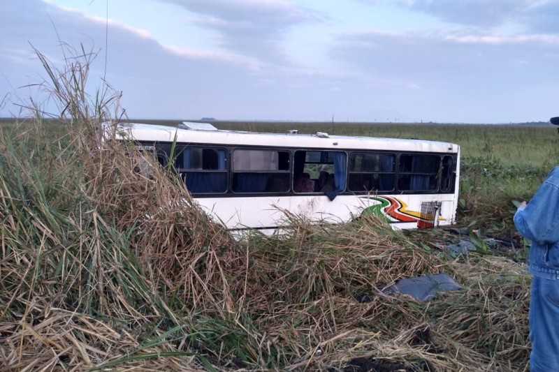 Accidente en la carretera Coatzacoalcos-Minatitlán deja como resultado 10 lesionados