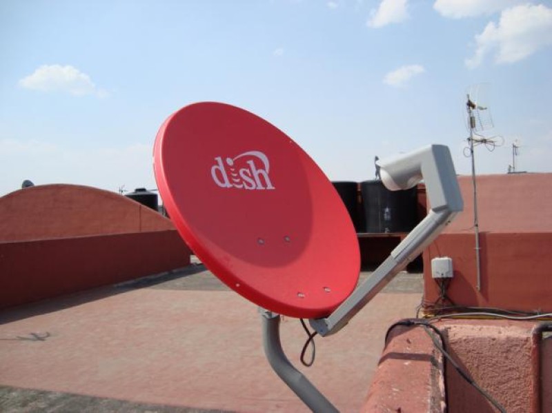 Dish busca ganarle a Sky con servicio gratuito